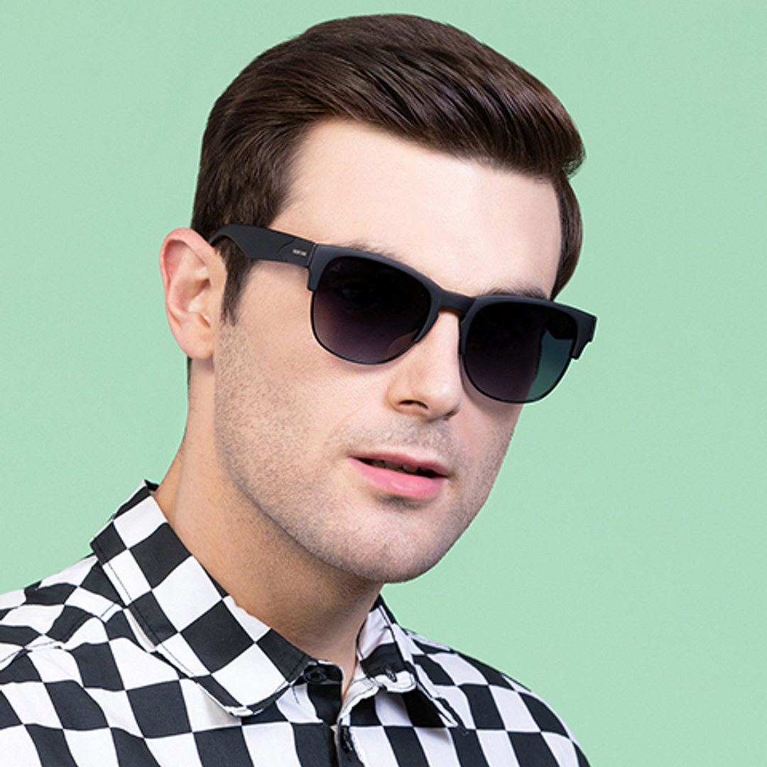 Vincent Chase Online Black Full Rim Clubmaster left side