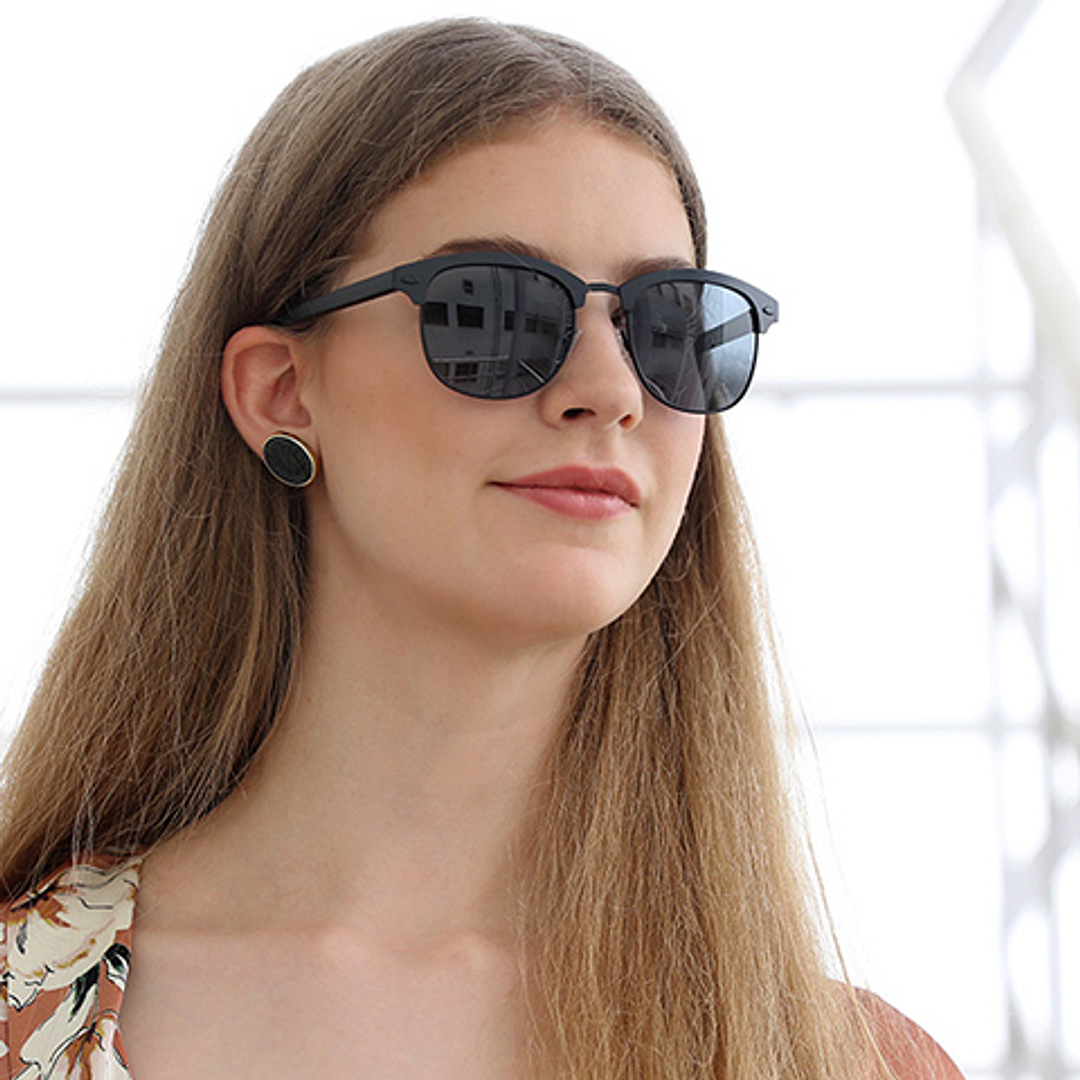 Vincent Chase Online Black Full Rim Clubmaster left side