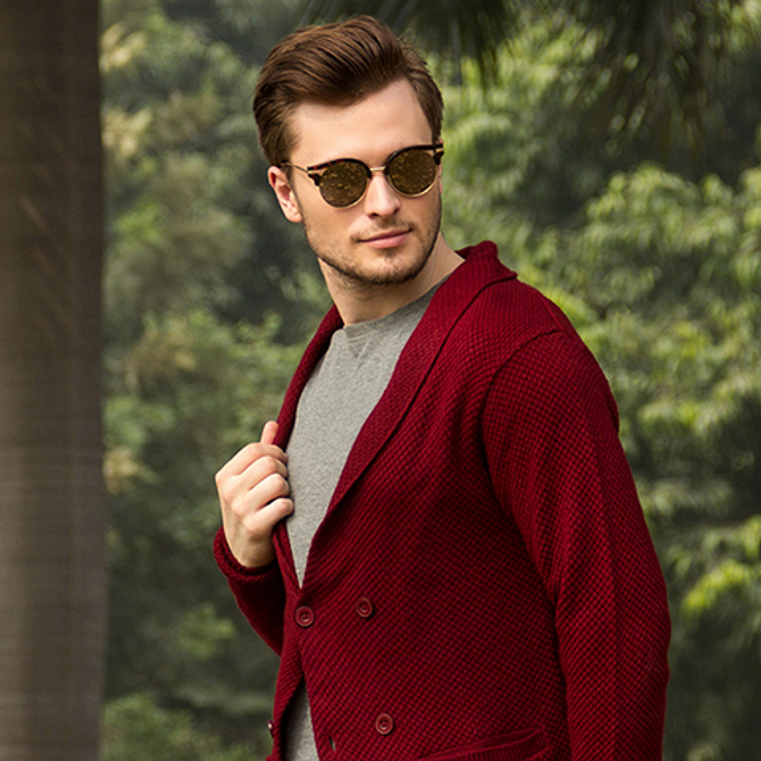 Vincent Chase Online Gold Full Rim Clubmaster right side