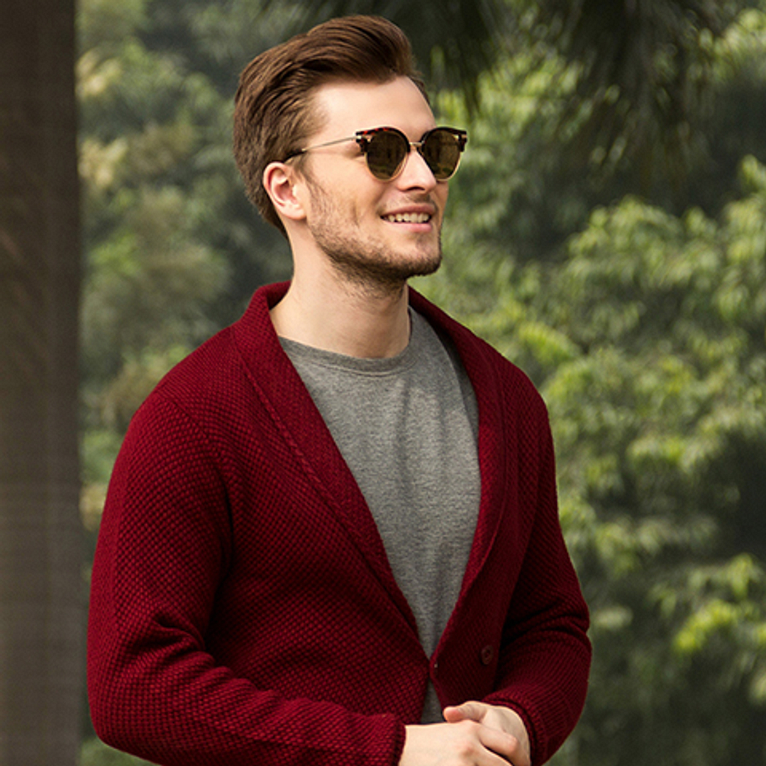 Vincent Chase Online Gold Full Rim Clubmaster left side