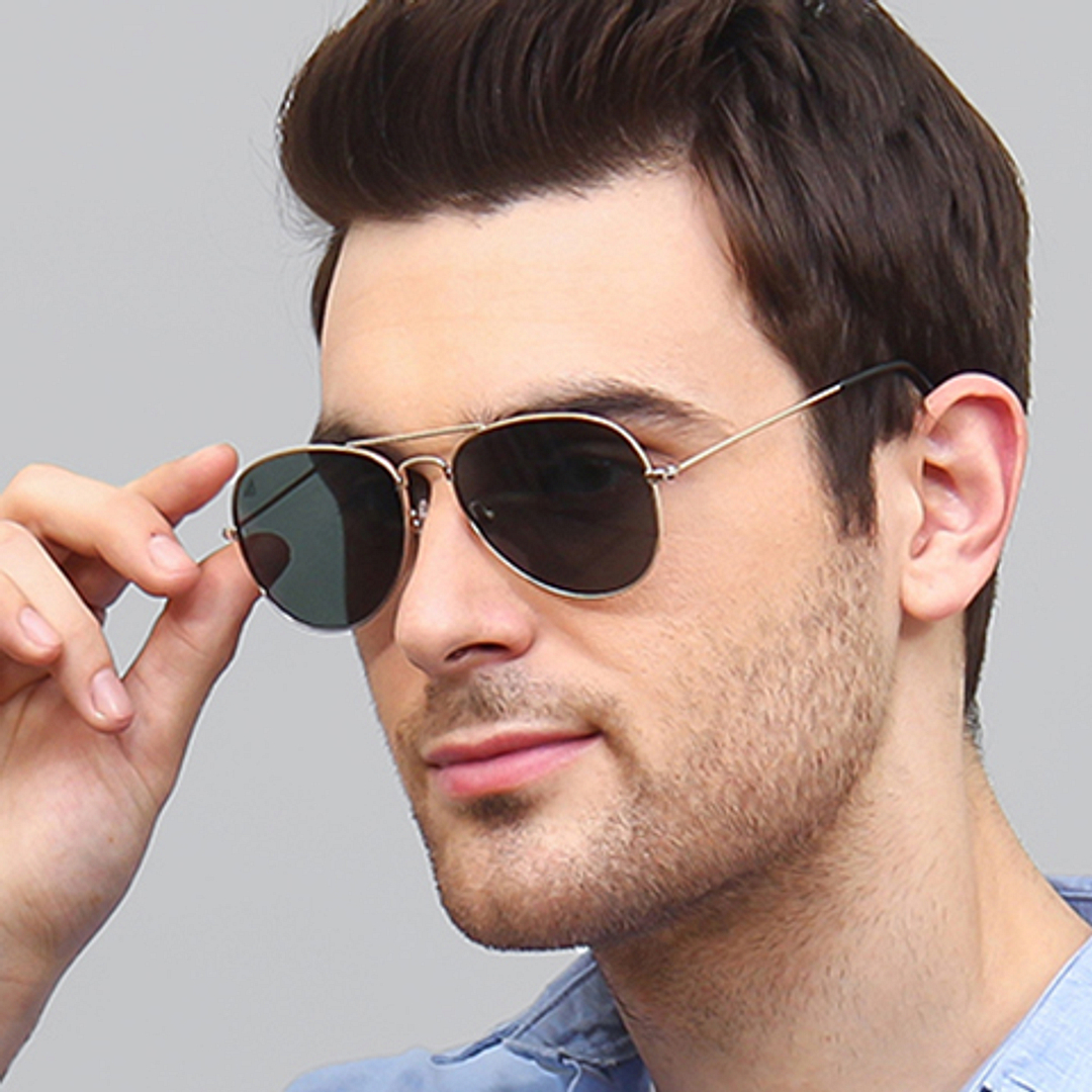 Vincent Chase Online Gold Full Rim Aviator left side