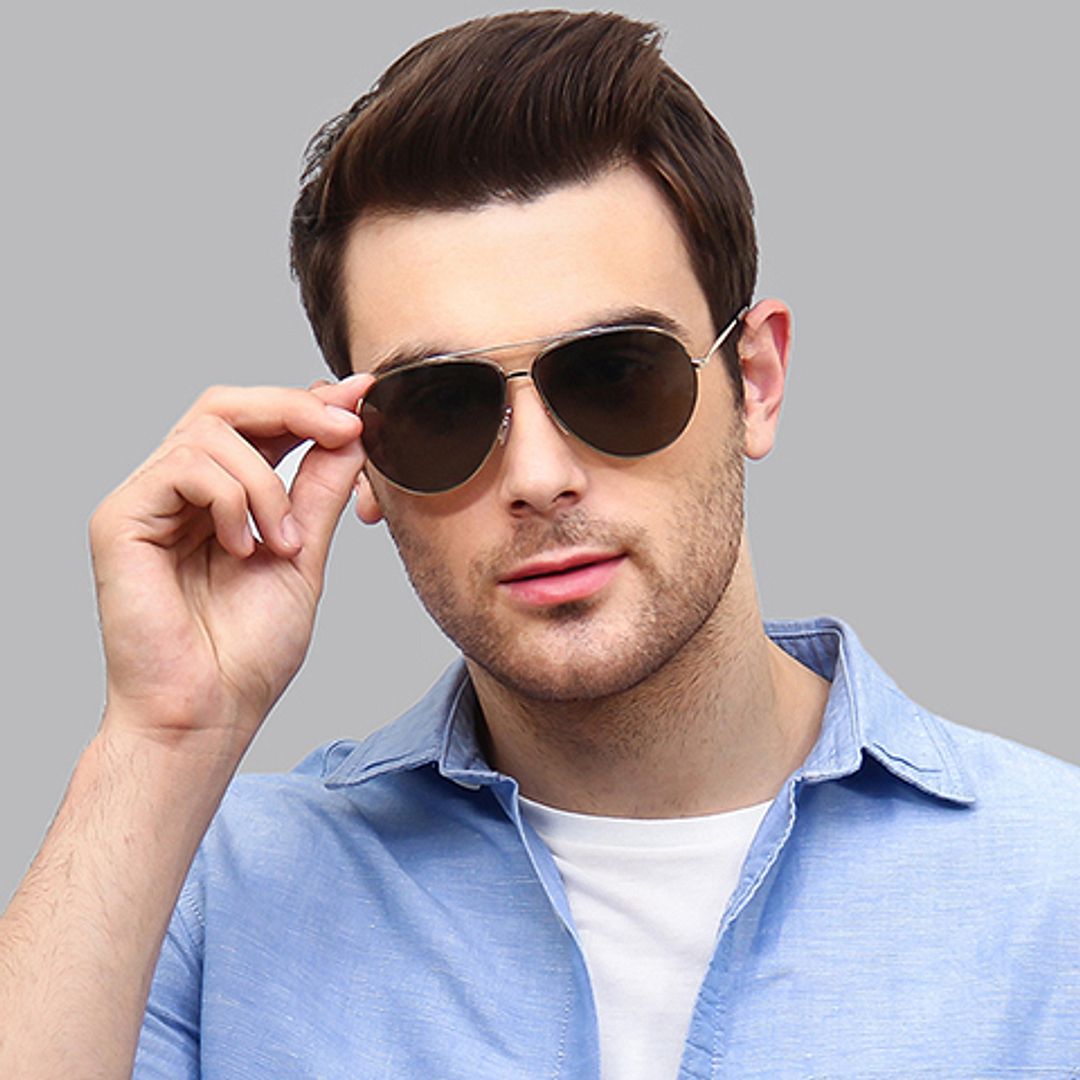 Vincent Chase Online Gold Full Rim Aviator left side