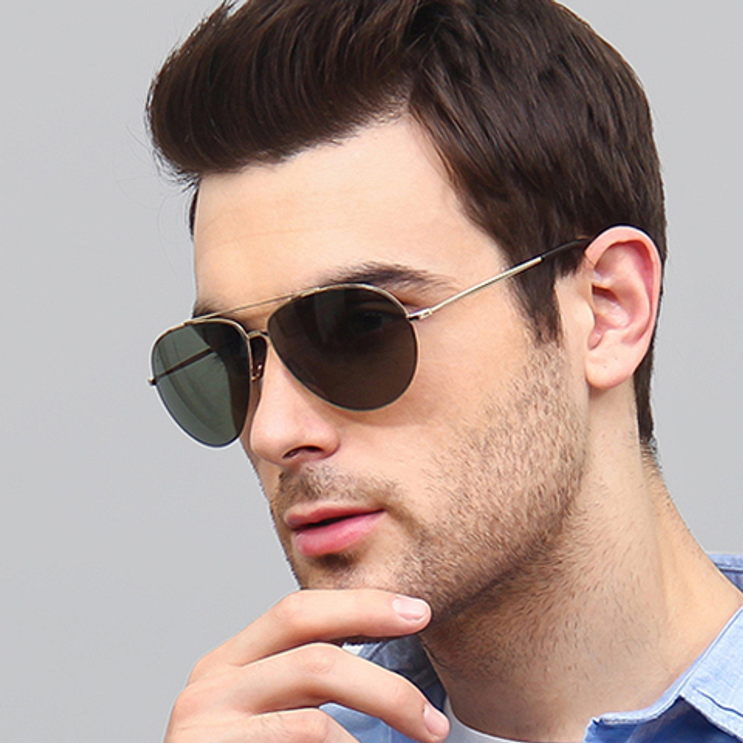 Vincent Chase Online Gold Full Rim Aviator left side
