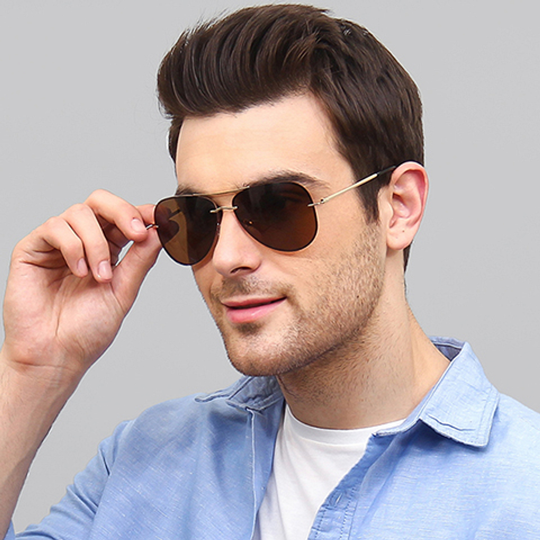 Vincent Chase Online Gold Full Rim Aviator right side