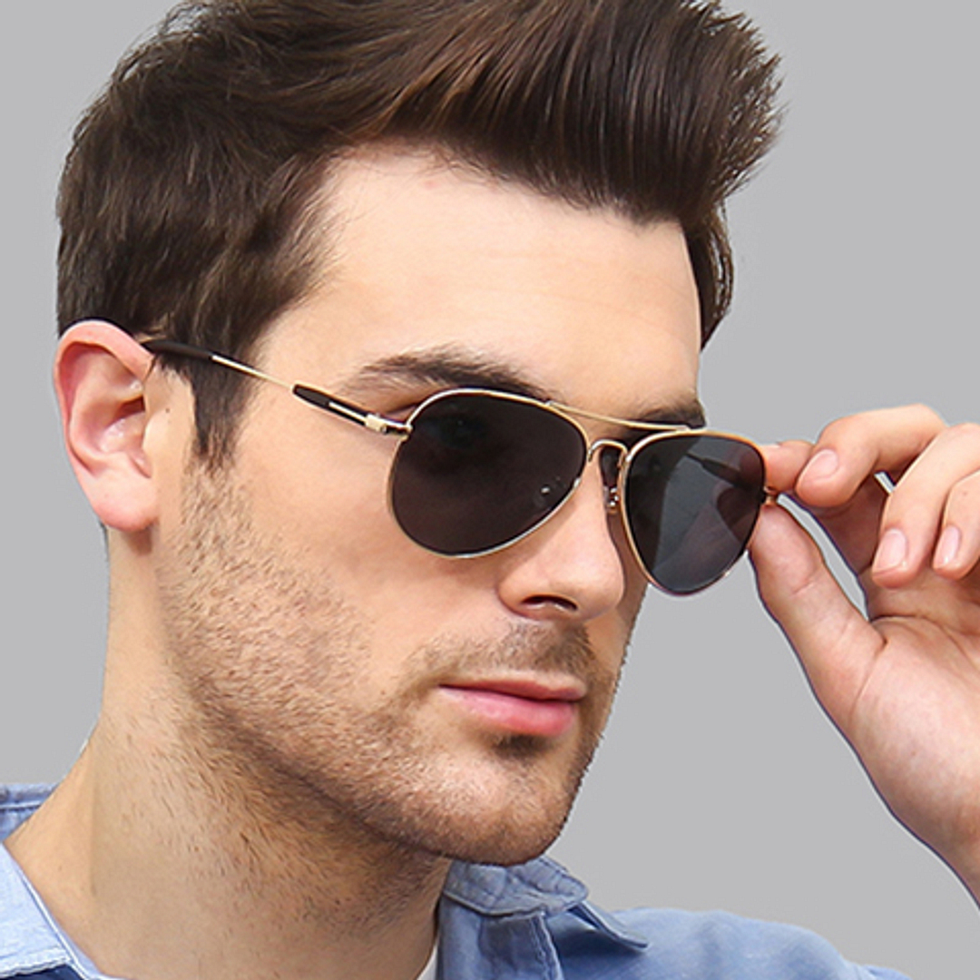 Vincent Chase Online Gold Full Rim Aviator left side