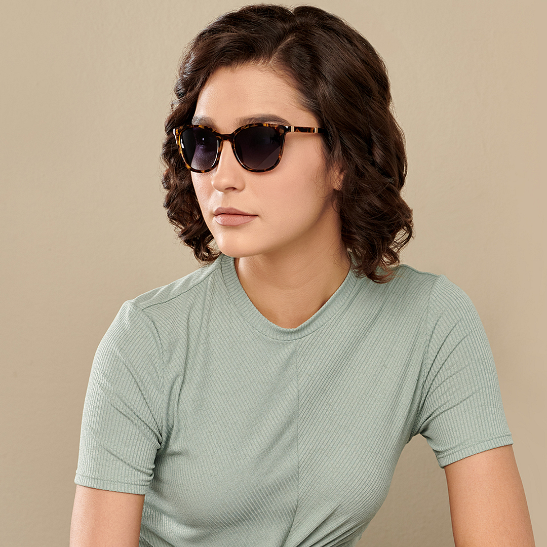 Vincent Chase Online Demi Full Rim Cat Eye right side