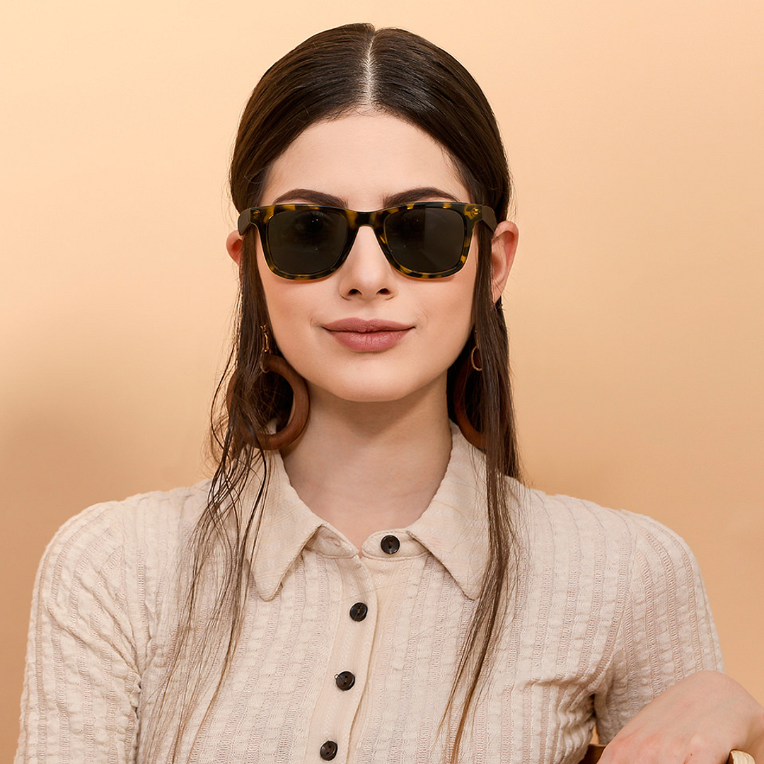 Vincent Chase Polarized Demi Full Rim Square right side