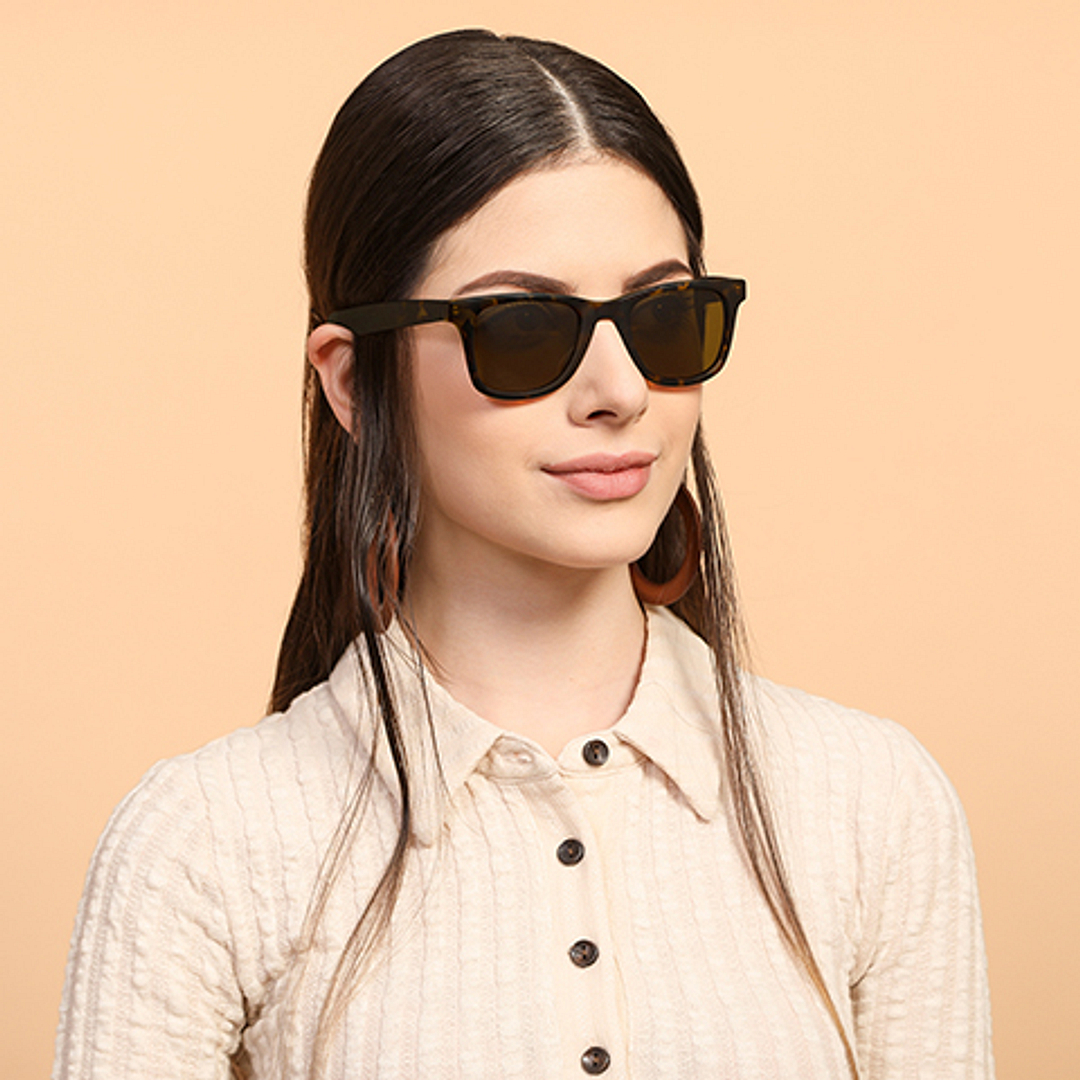 Vincent Chase Demi Full Rim Square right side