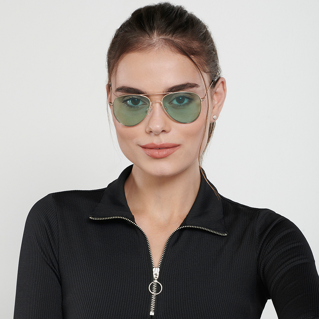 Vincent Chase Online Gold Full Rim Aviator left side