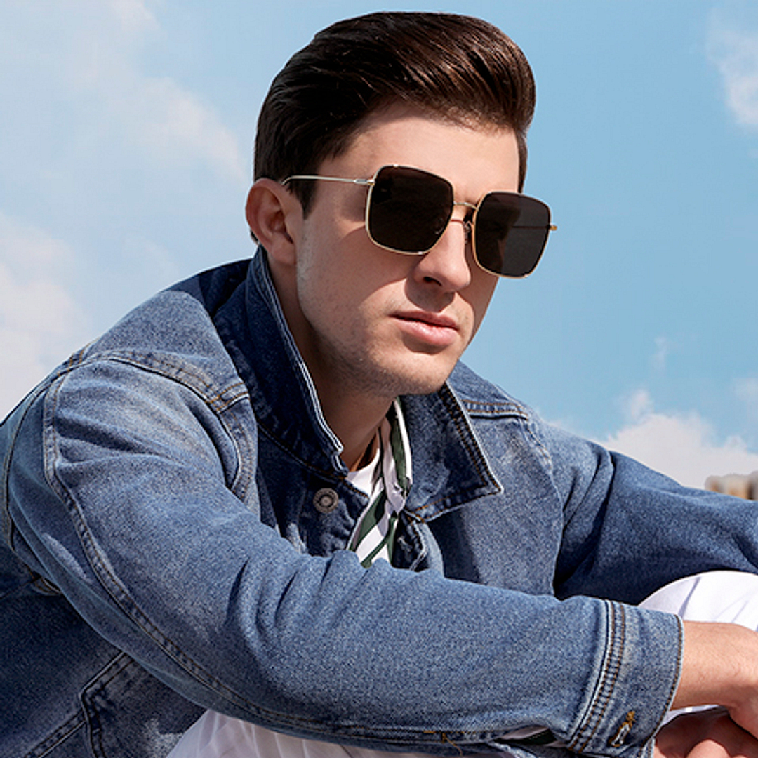 Vincent Chase Online Gold Full Rim Rectangle right side