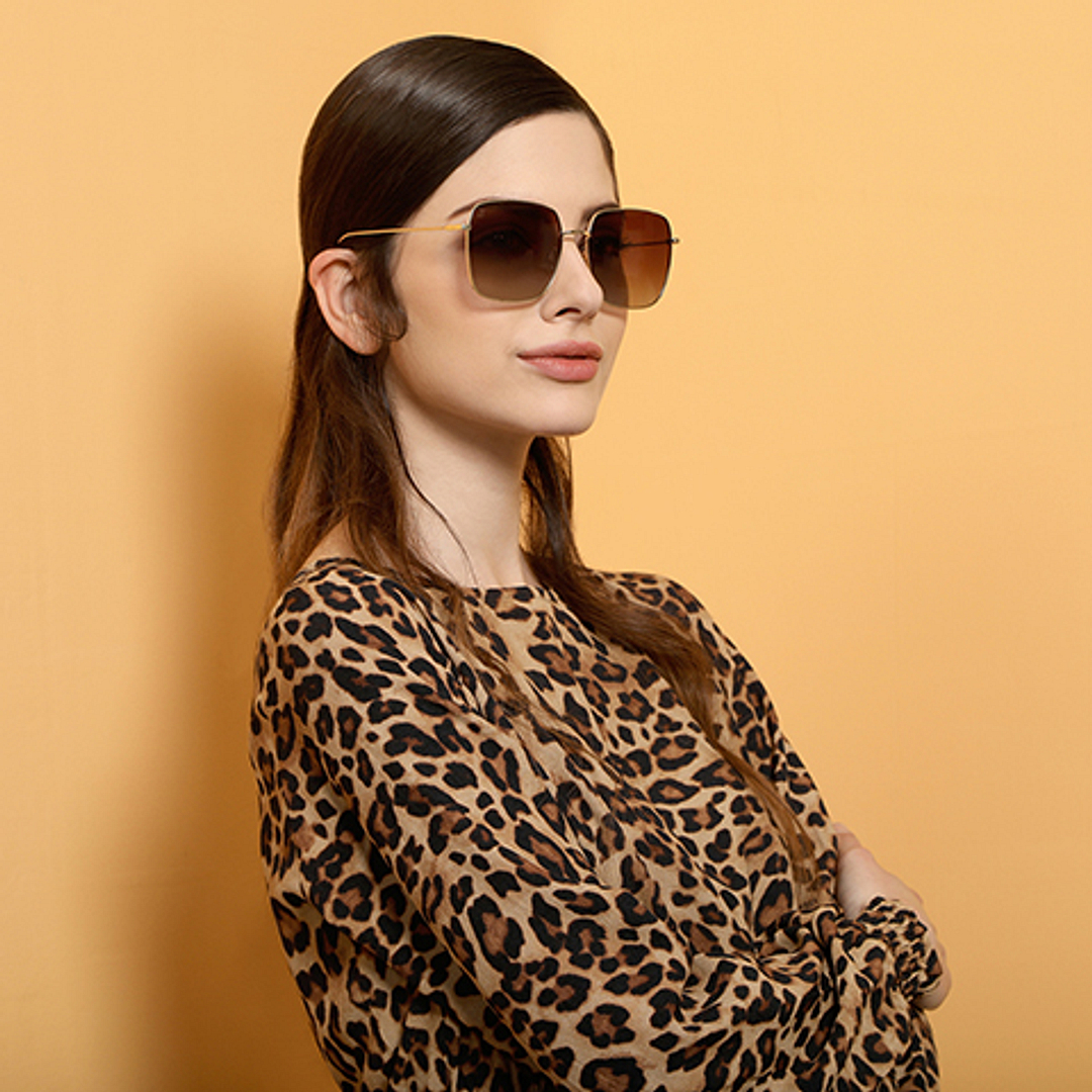 Vincent Chase Online Gold Full Rim Rectangle left side