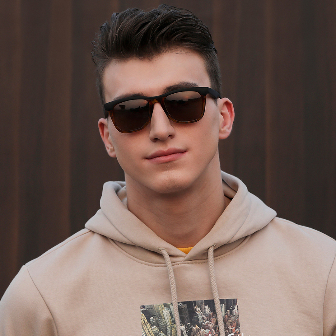 Vincent Chase Polarized Black Full Rim Square right side