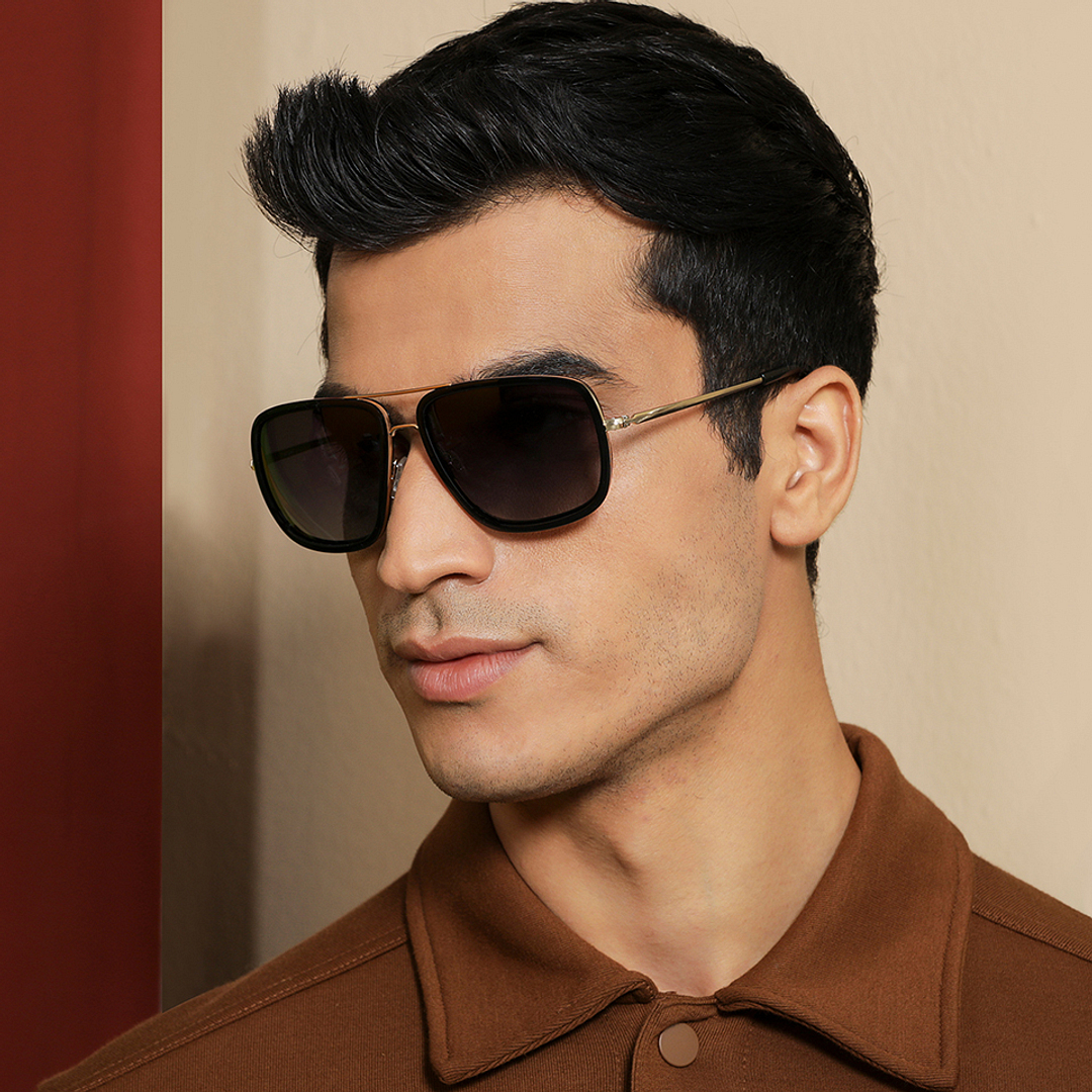 Vincent Chase Polarized Gold Full Rim Square right side