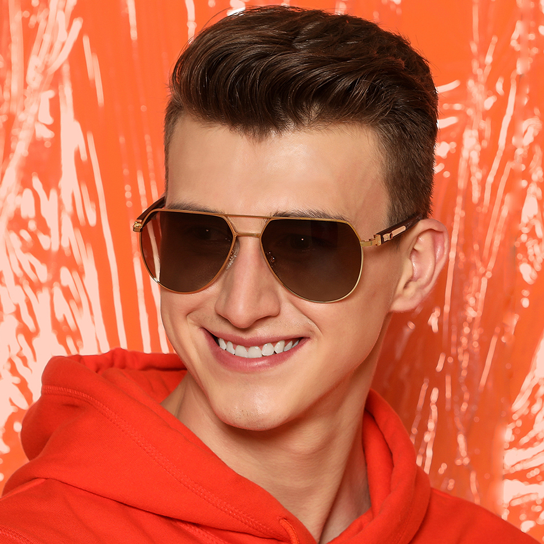 Vincent Chase Online Gold Full Rim Aviator right side