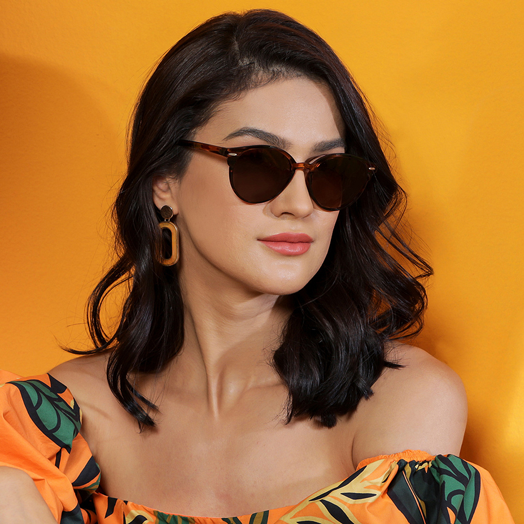 Vincent Chase Polarized Brown Full Rim Round left side