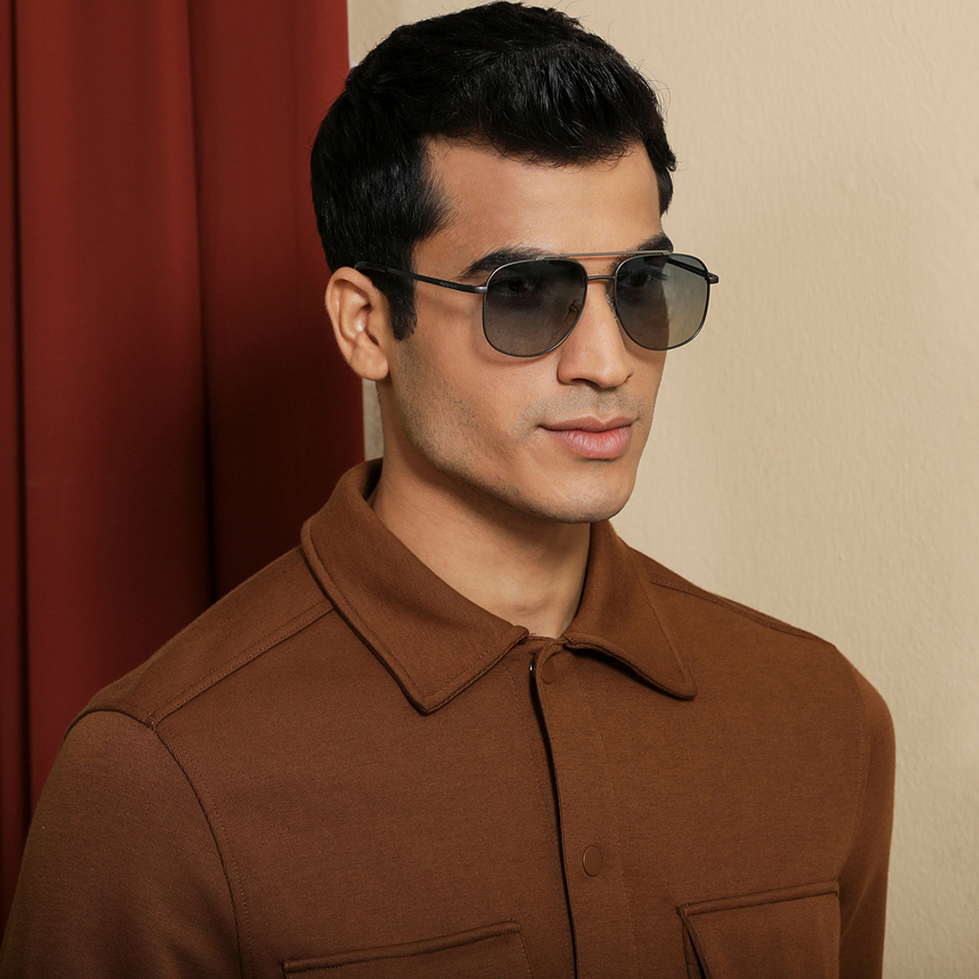 Vincent Chase Polarized Gunmetal Full Rim Rectangle right side