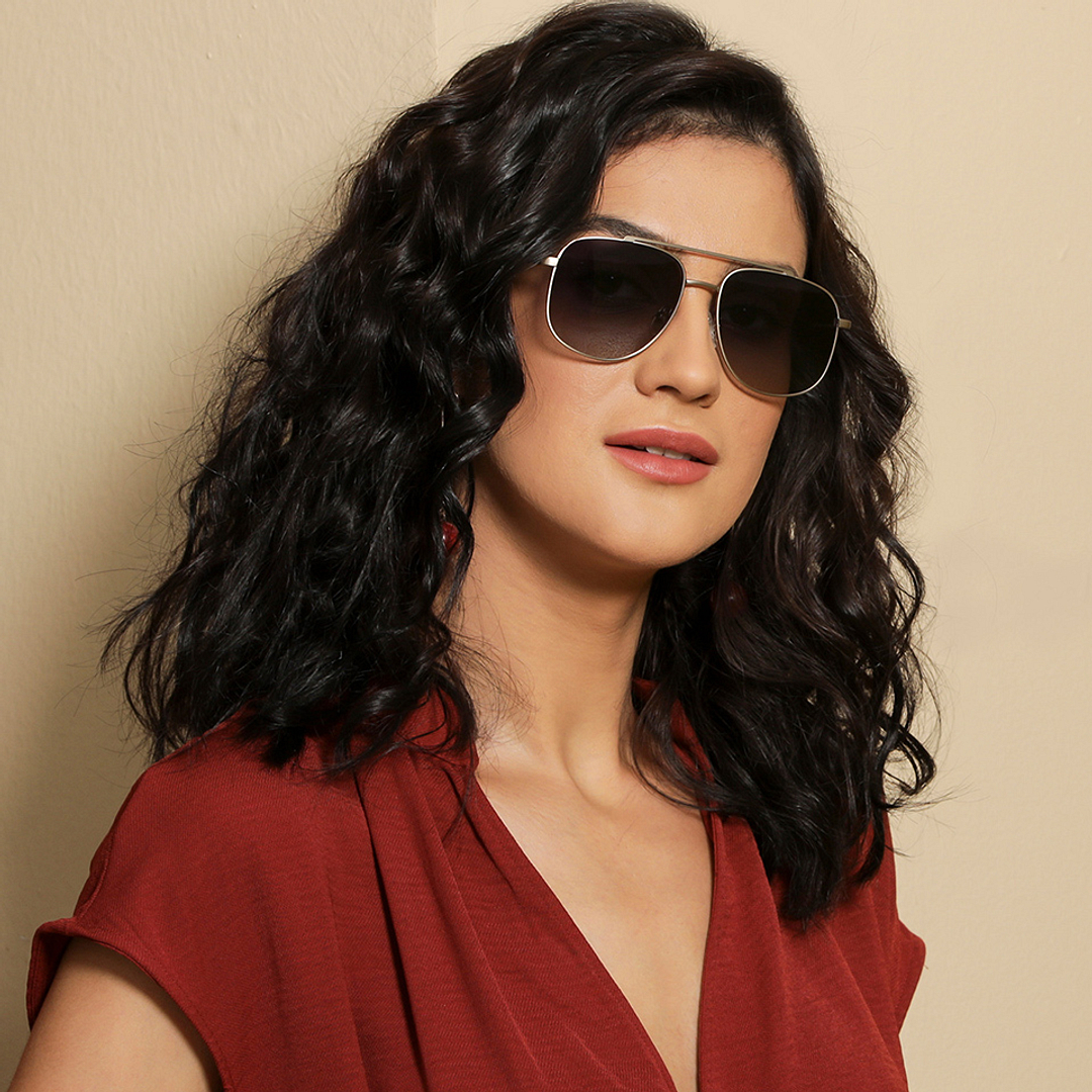 Vincent Chase Polarized Gold Full Rim Square right side