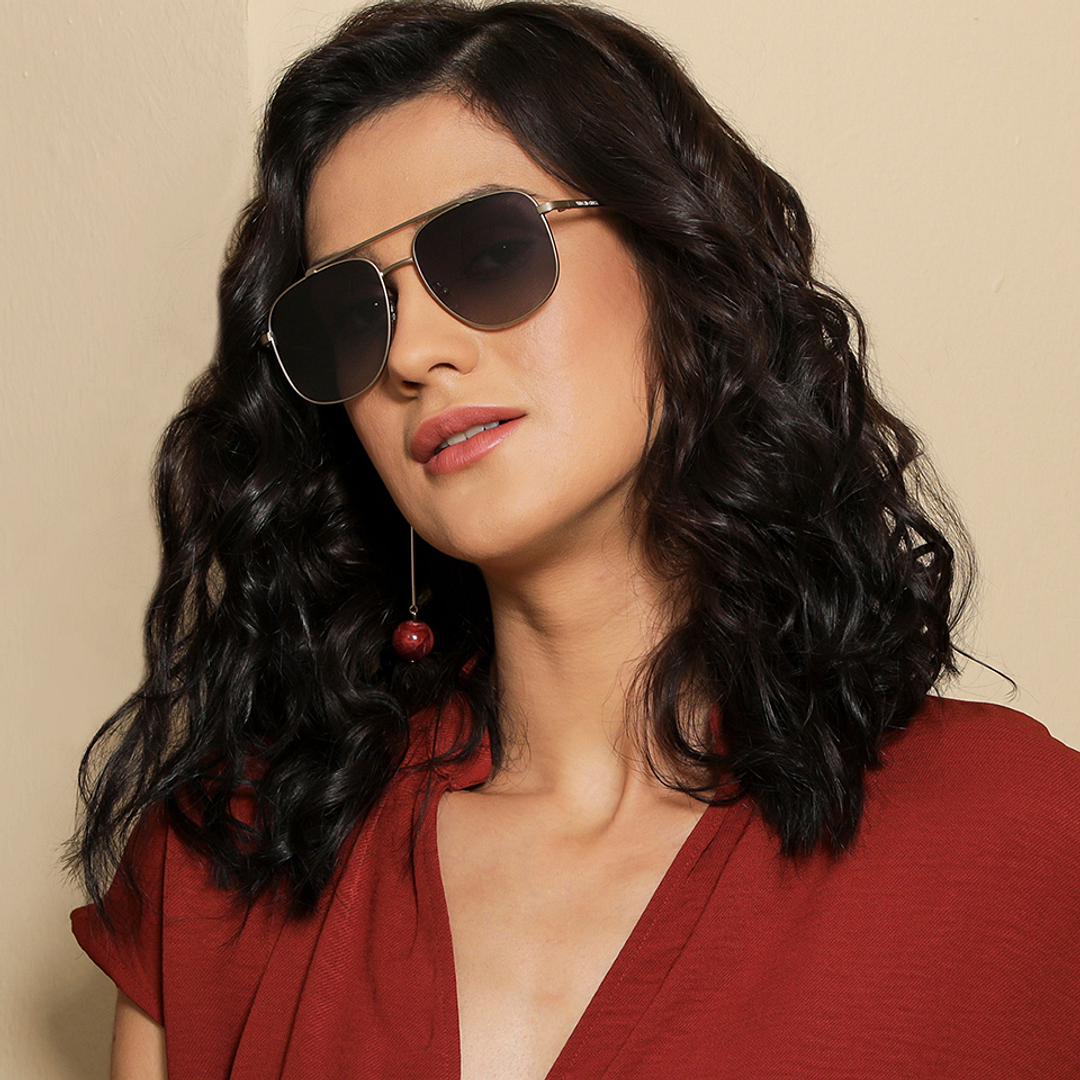 Vincent Chase Polarized Gold Full Rim Square left side