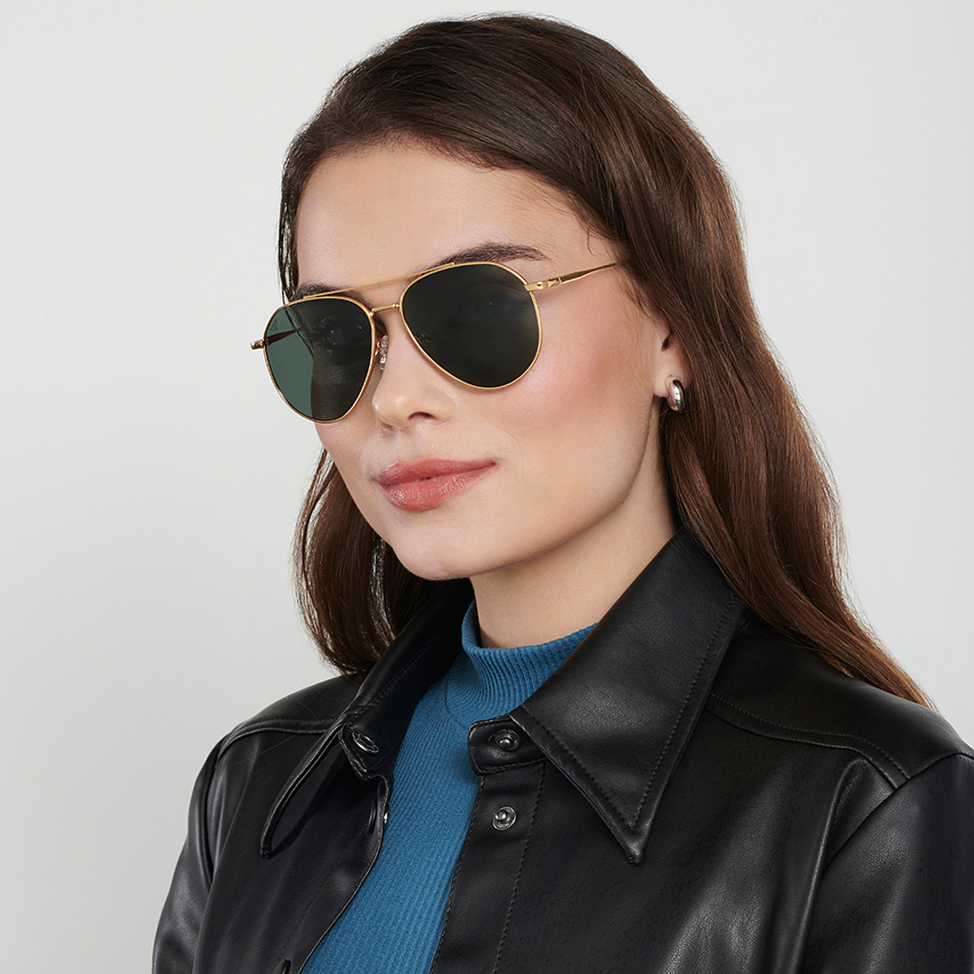 Vincent Chase Online Gold Full Rim Aviator left side