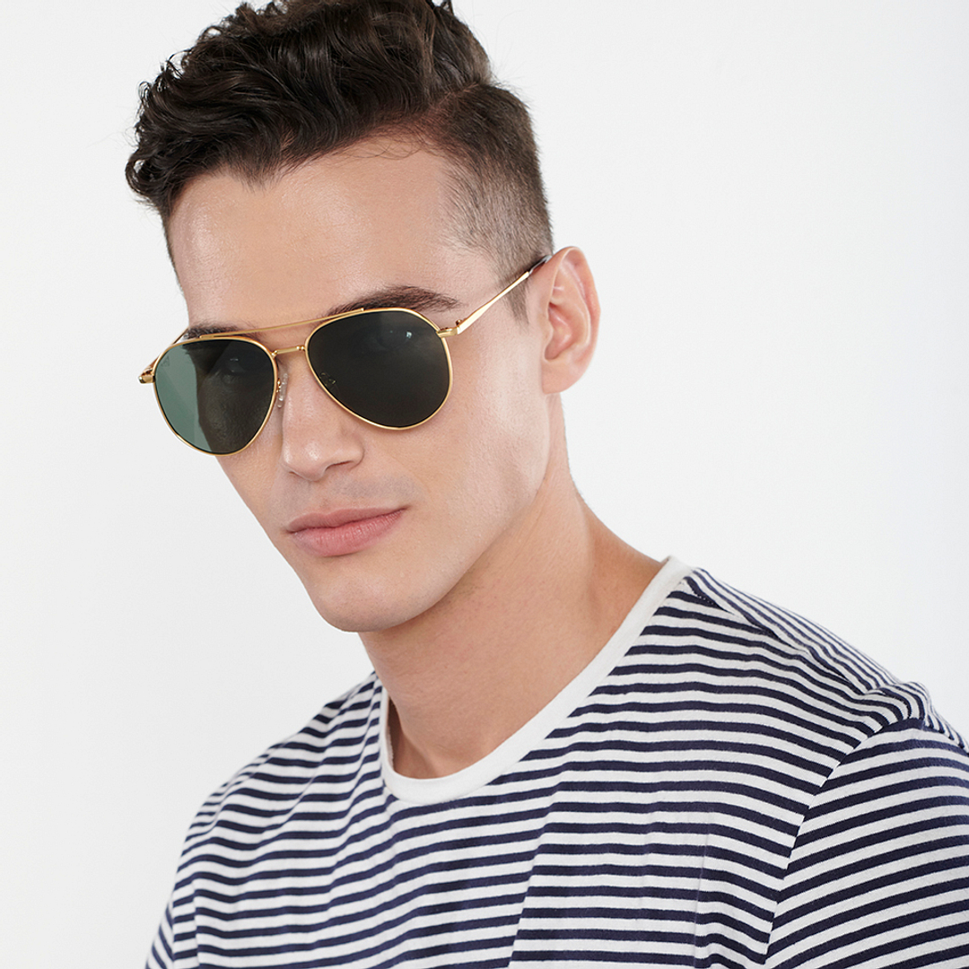 Vincent Chase Online Gold Full Rim Aviator left side