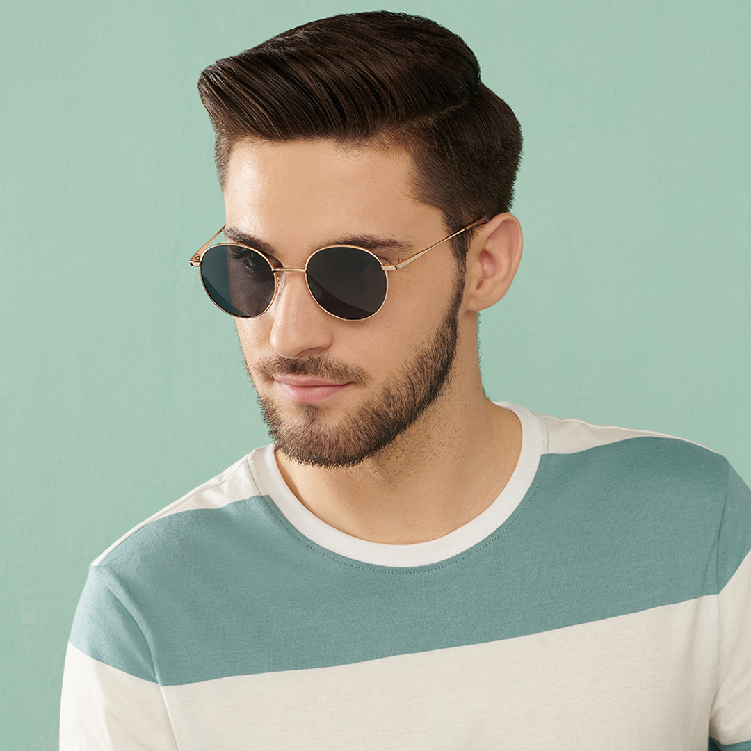 Vincent Chase Polarized Gold Full Rim Round right side