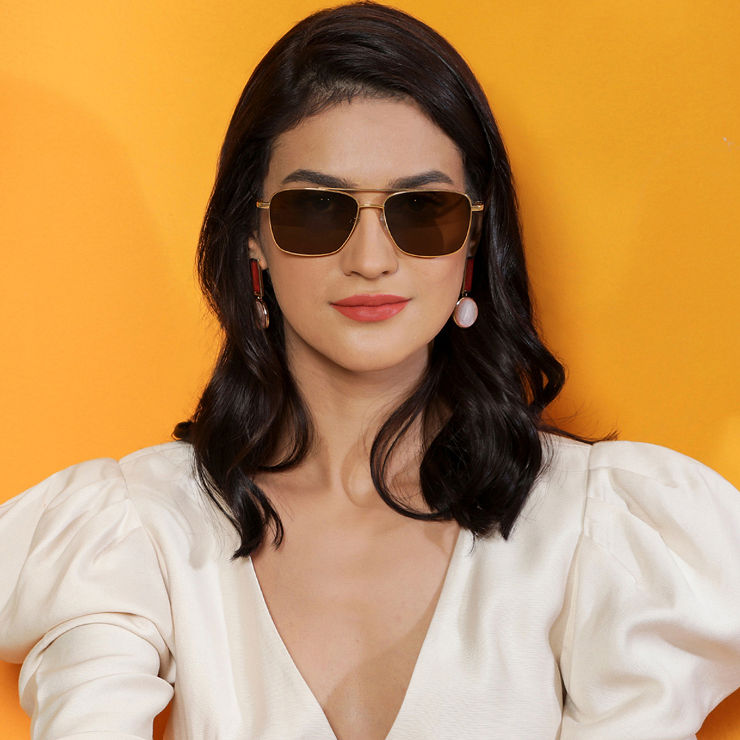 Vincent Chase Online Gold Full Rim Rectangle right side