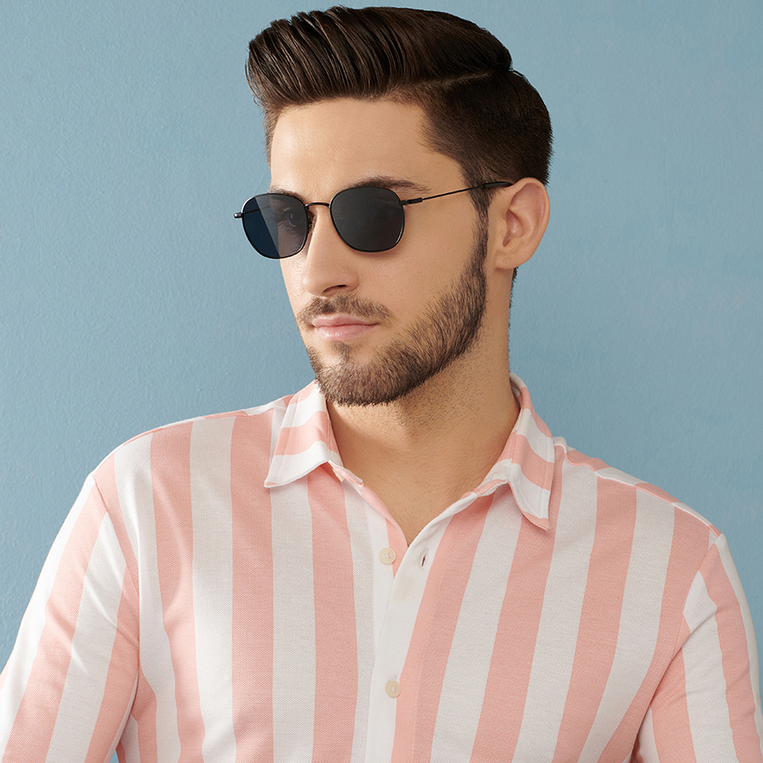 Vincent Chase Polarized Black Full Rim Round left side