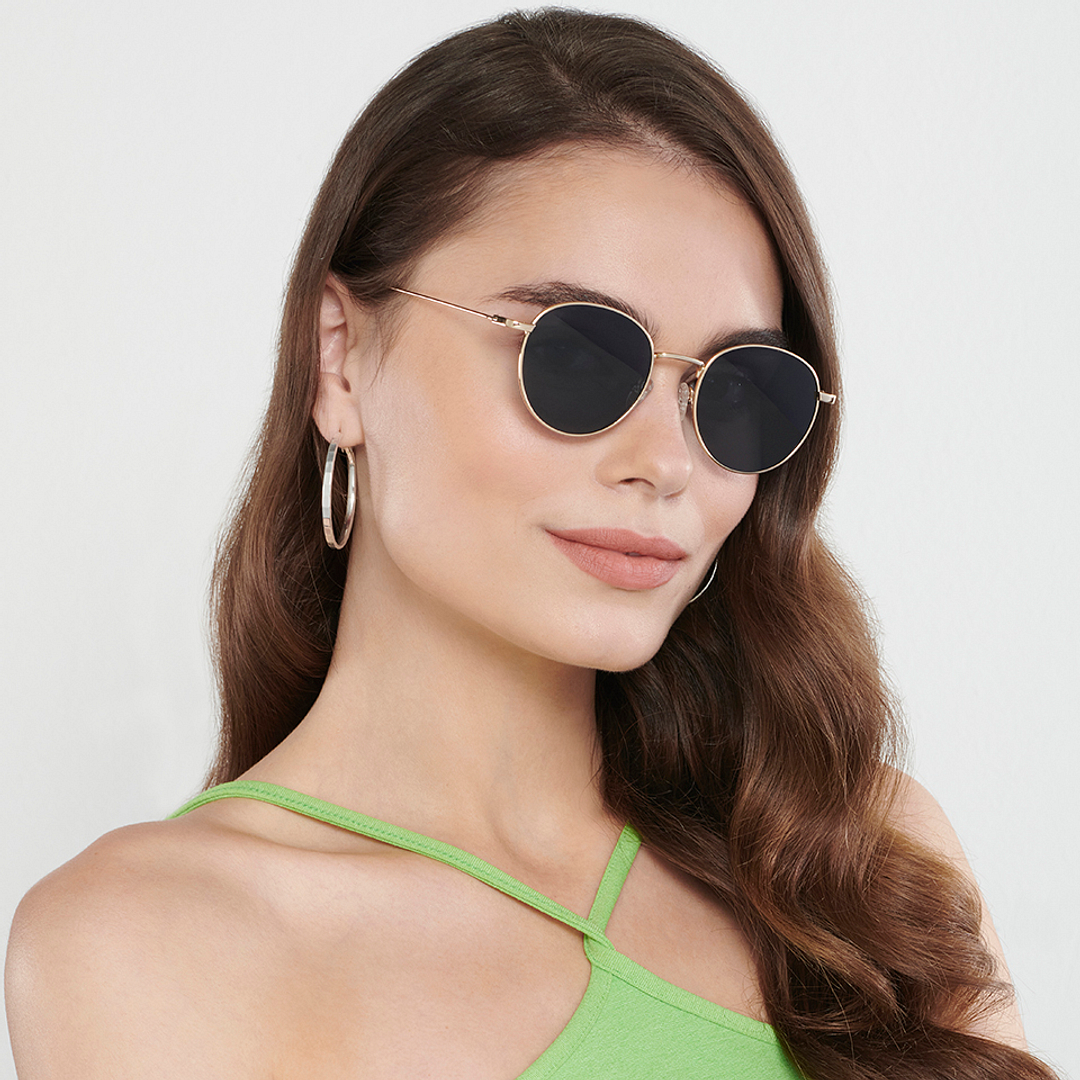 Vincent Chase Polarized Gold Full Rim Round right side