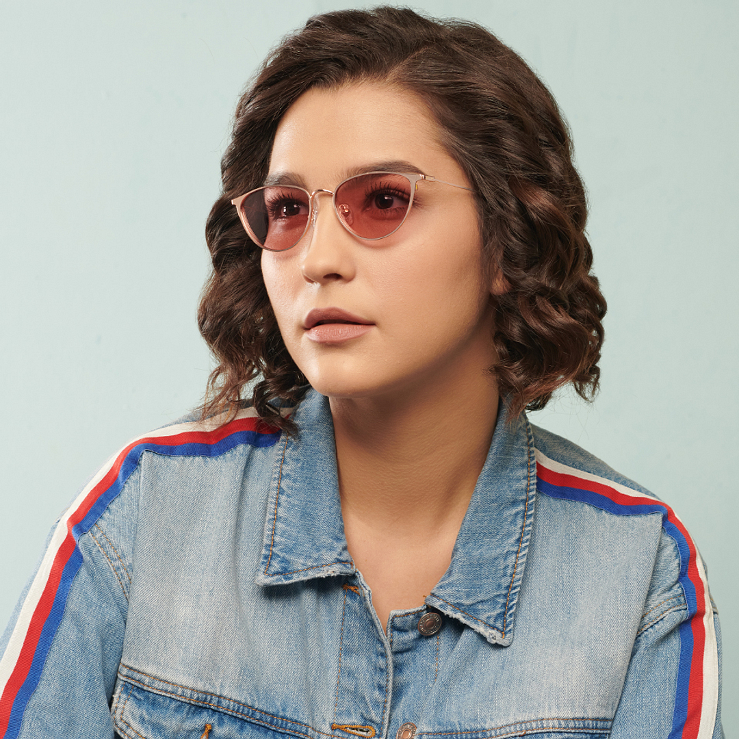 Vincent Chase Online Gold Full Rim Cat Eye right side