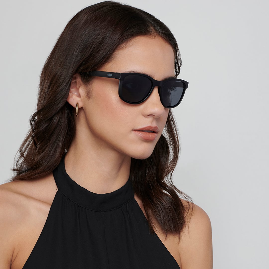 Vincent Chase Polarized Black Full Rim Square left side