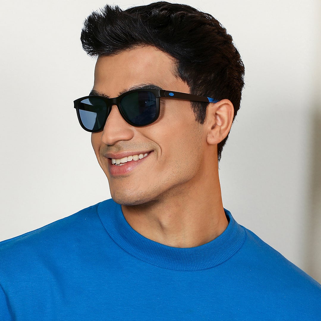 Vincent Chase Polarized Black Full Rim Square right side