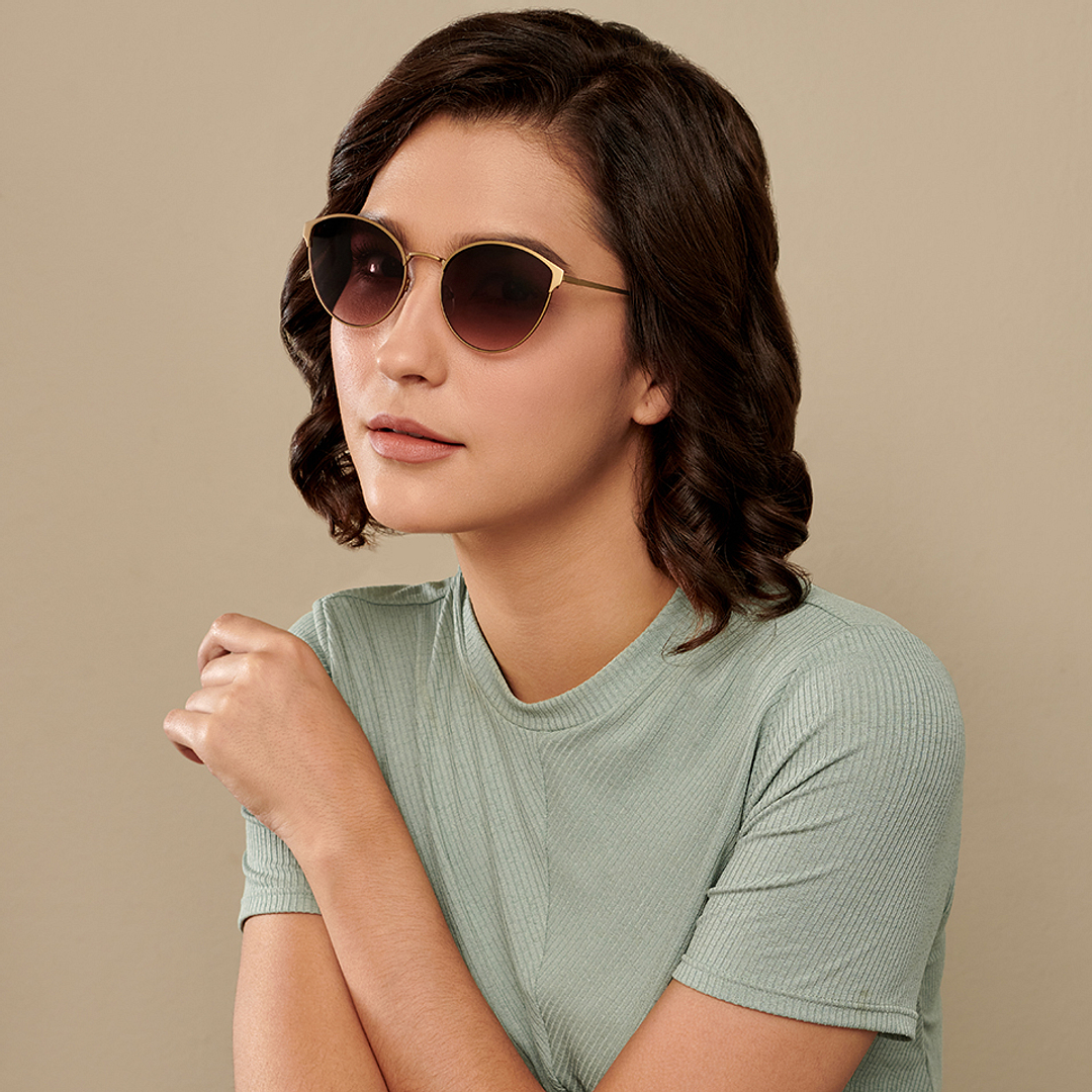 Vincent Chase Online Gold Full Rim Cat Eye right side