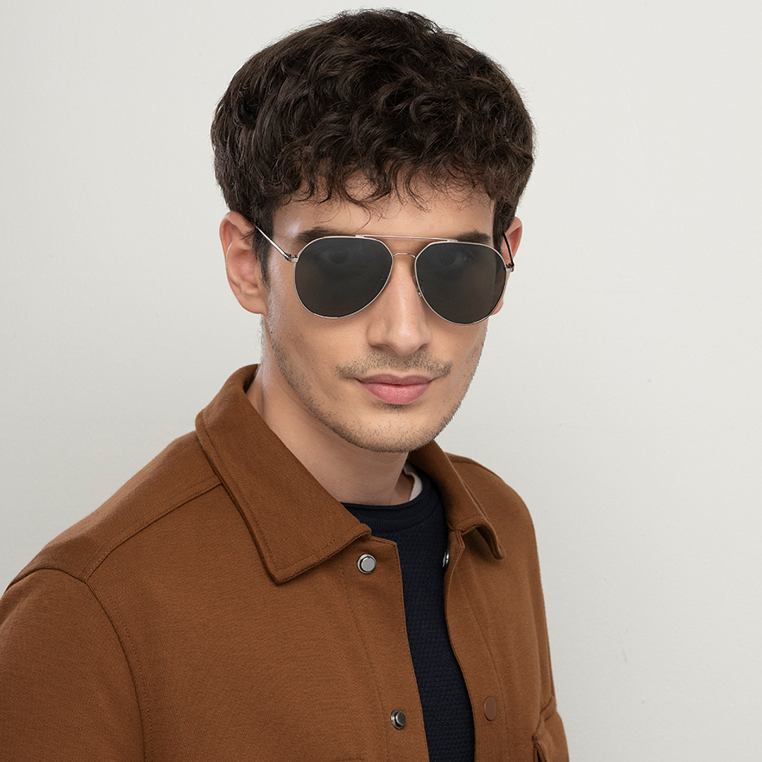 Vincent Chase Online Gunmetal Full Rim Aviator right side