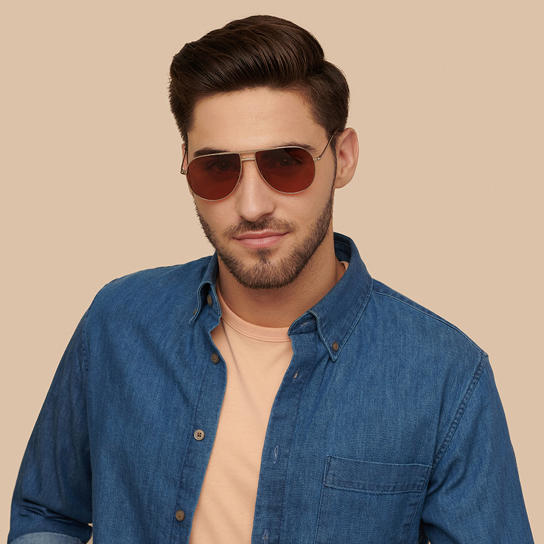 Vincent Chase Online Gold Full Rim Aviator left side