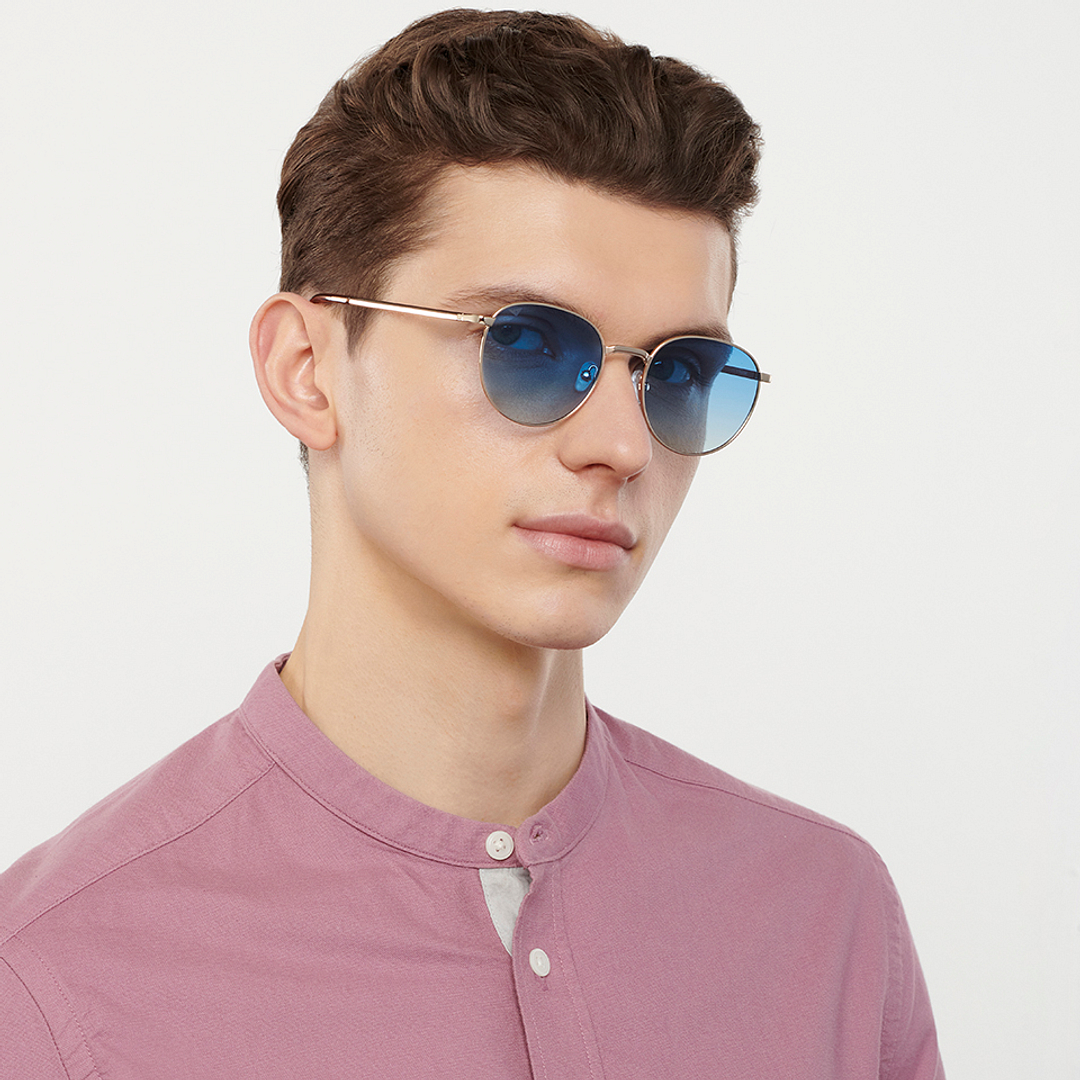 Vincent Chase Polarized Gold Full Rim Round right side