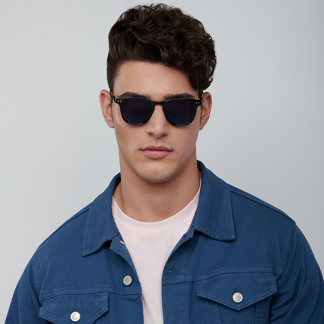 Vincent Chase Polarized Black Full Rim Round right side