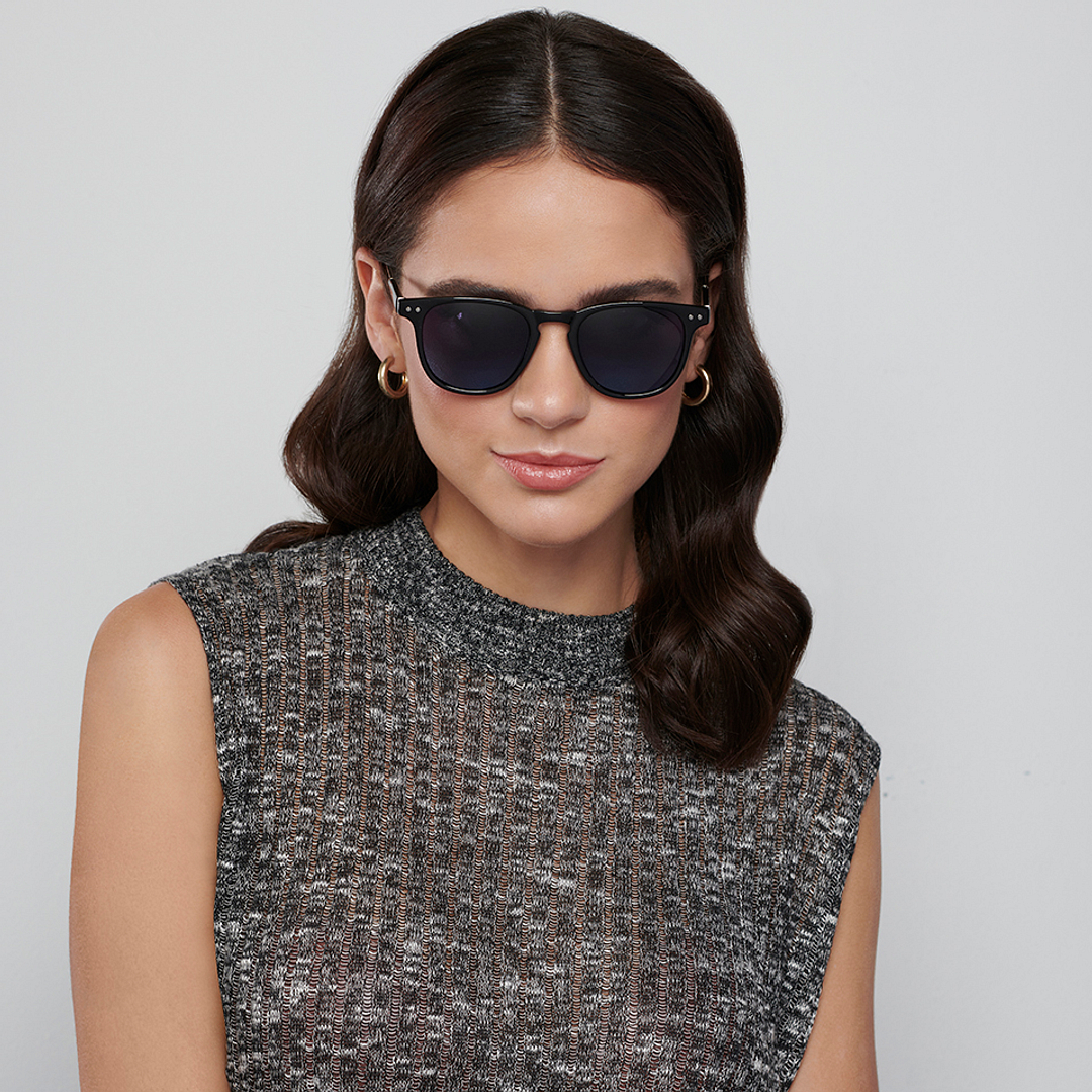 Vincent Chase Polarized Black Full Rim Round right side