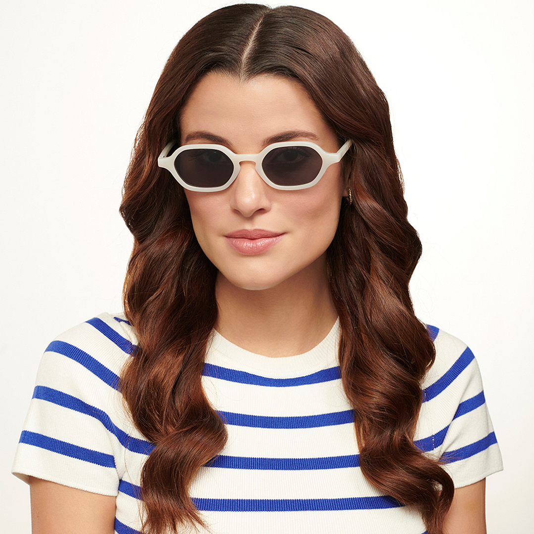 Vincent Chase Online White Full Rim Geometric right side