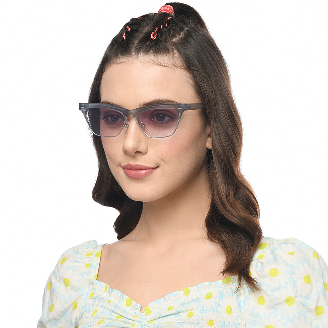 Vincent Chase Online Silver Full Rim Clubmaster right side