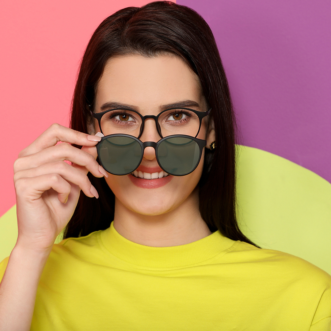 Lenskart Air Online Black Full Rim Round right side