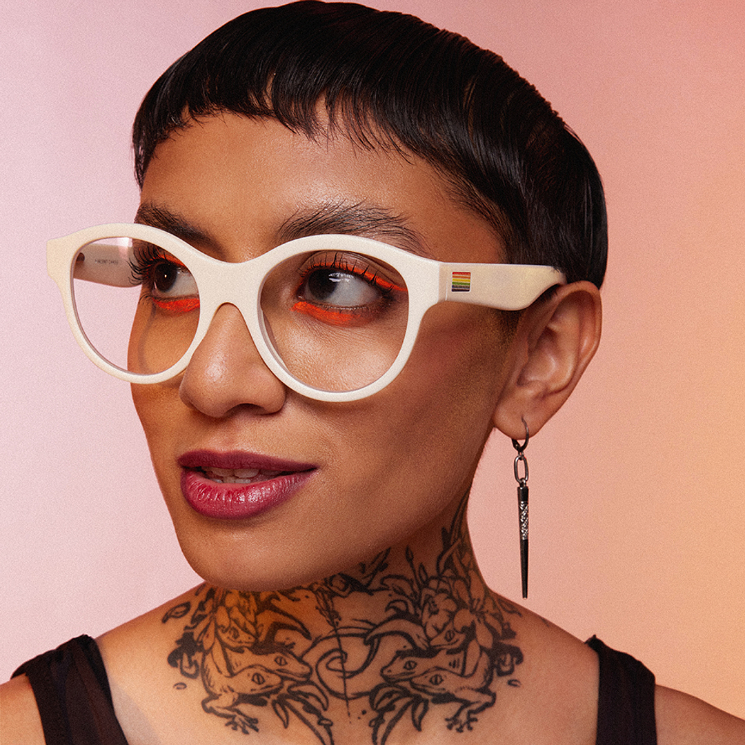 Vincent Chase Online White Full Rim Round right side