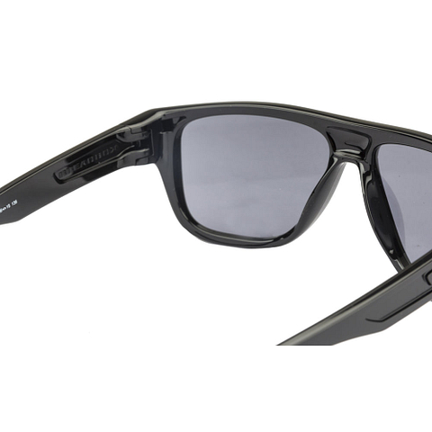 Oakley  Full Rim Square left side