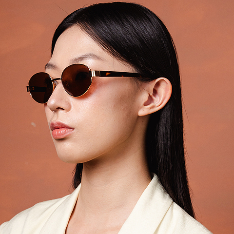 Lenskart Gold Full Rim Oval right side