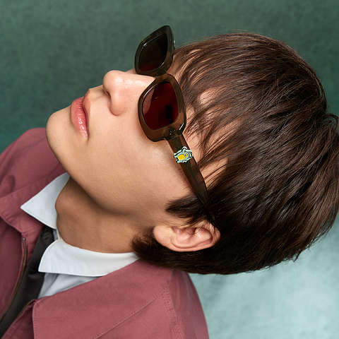 Lenskart Brown Full Rim Rectangle left side