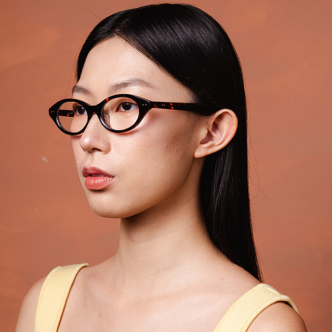Lenskart Brown Tortoise Full Rim Round right side