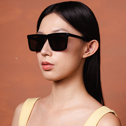 Lenskart Black Full Rim Square right side