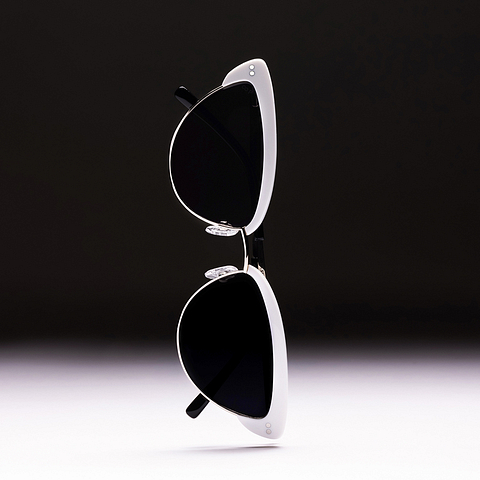 Lenskart Silver Full Rim Cat Eye right side