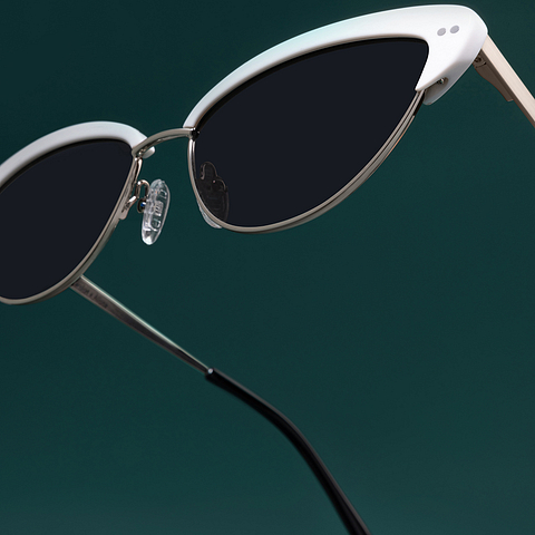 Lenskart Silver Full Rim Cat Eye right side