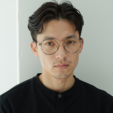 Lenskart Air Rose Gold Full Rim Round left side
