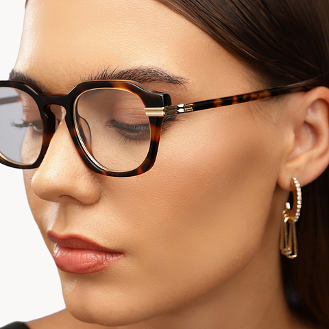 John Jacobs Online Gold Full Rim Square left side